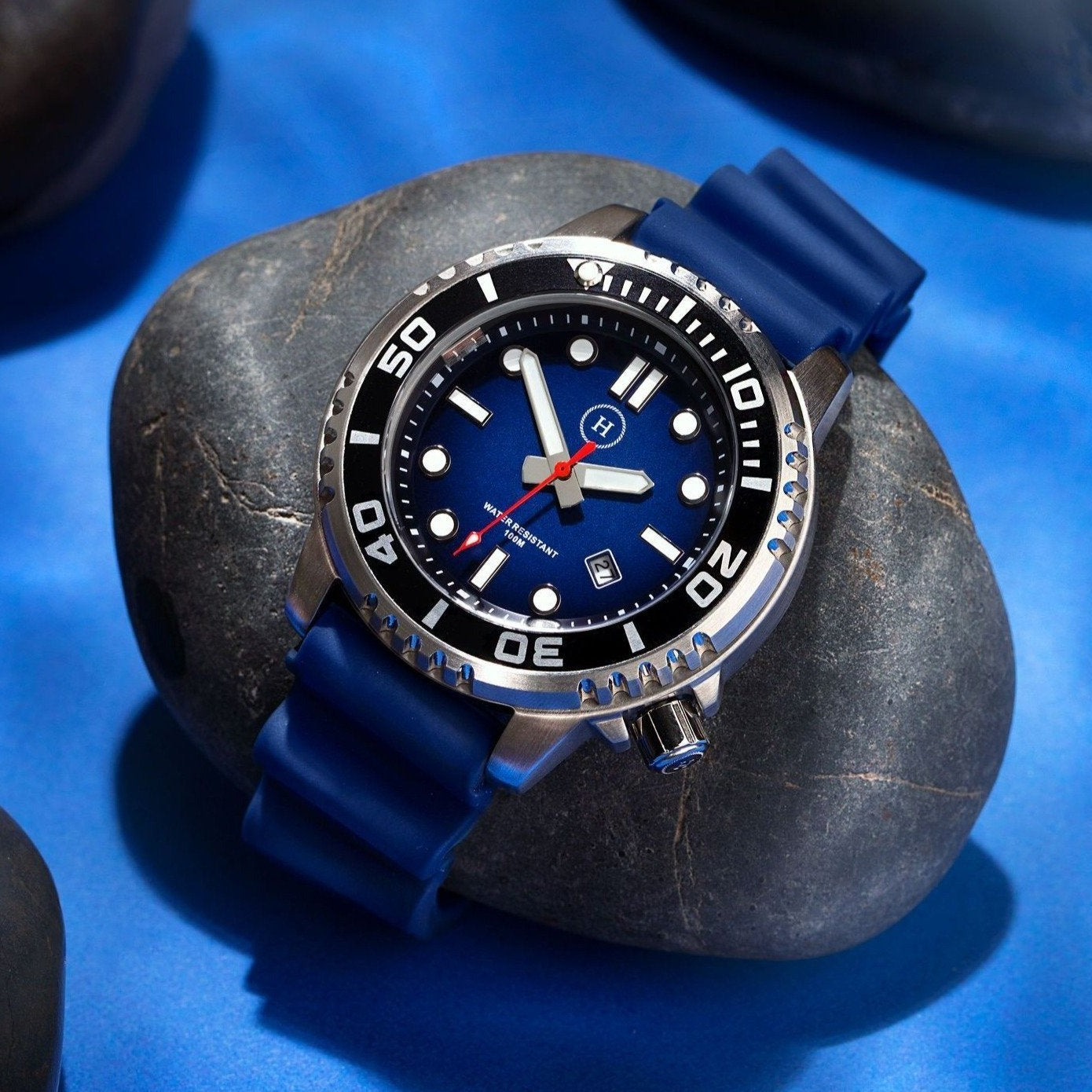 The Cove – Handley Watches